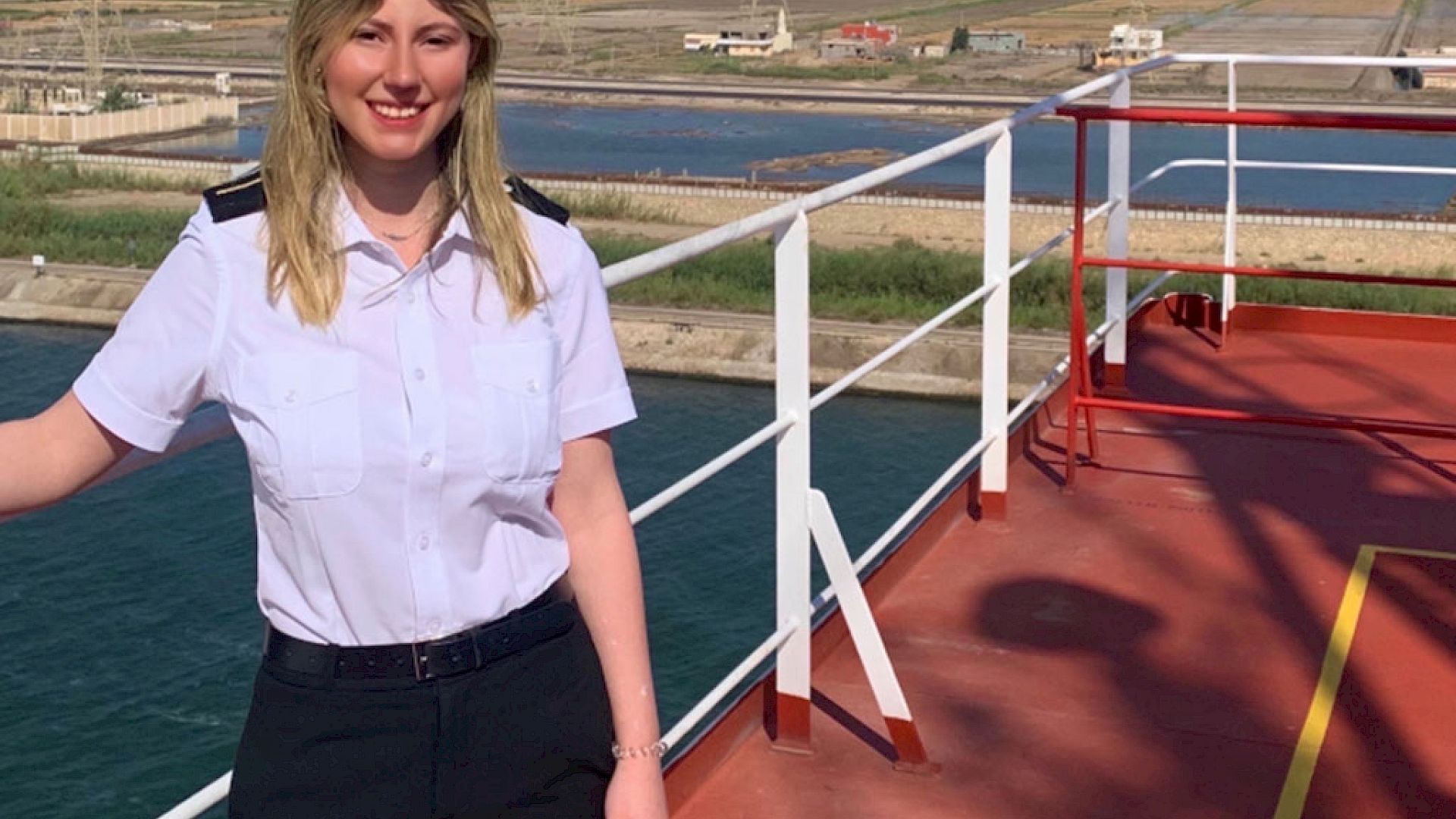 UK Deck Cadet, Isabelle Black